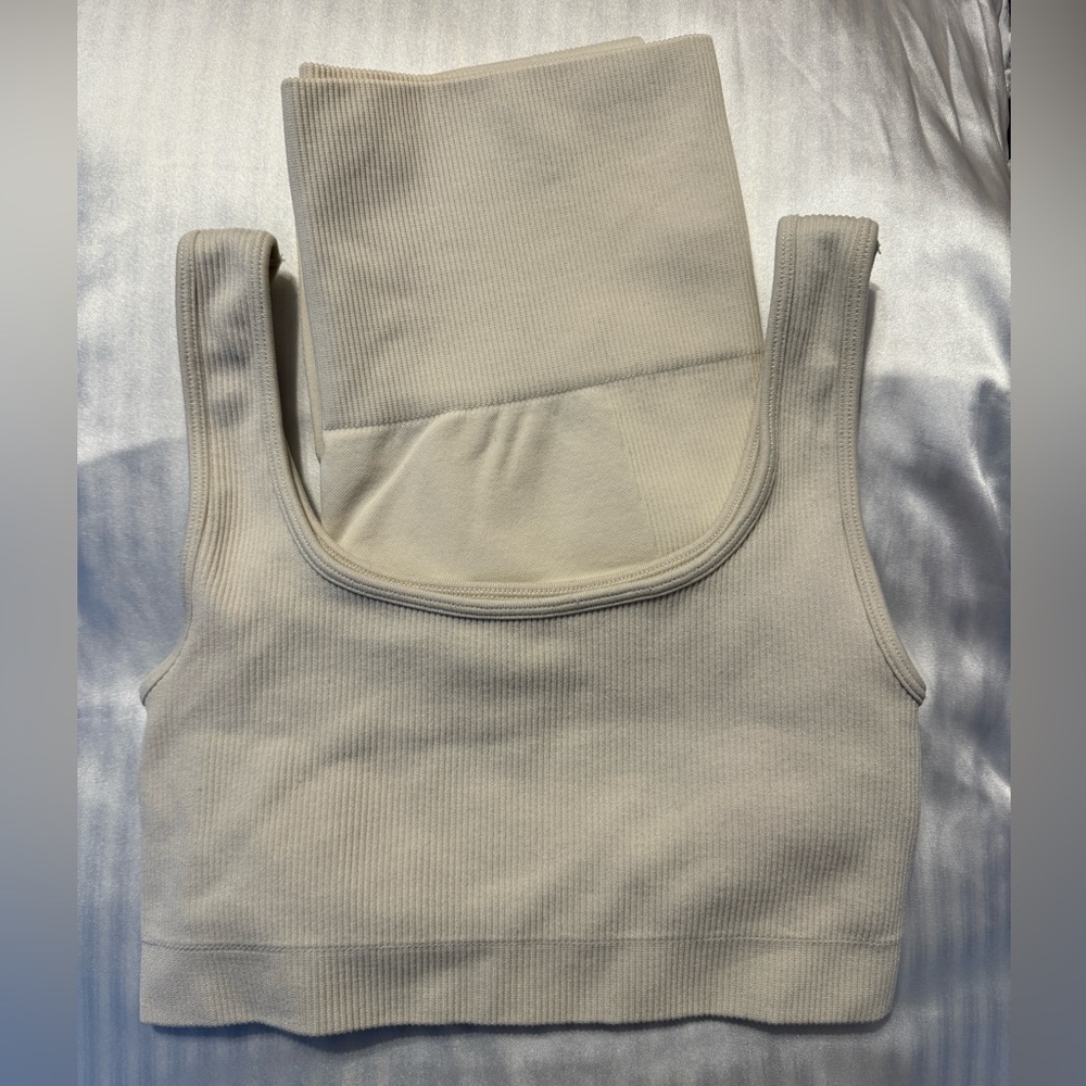 Aleur Workout Set (LIKE NEW, Small)